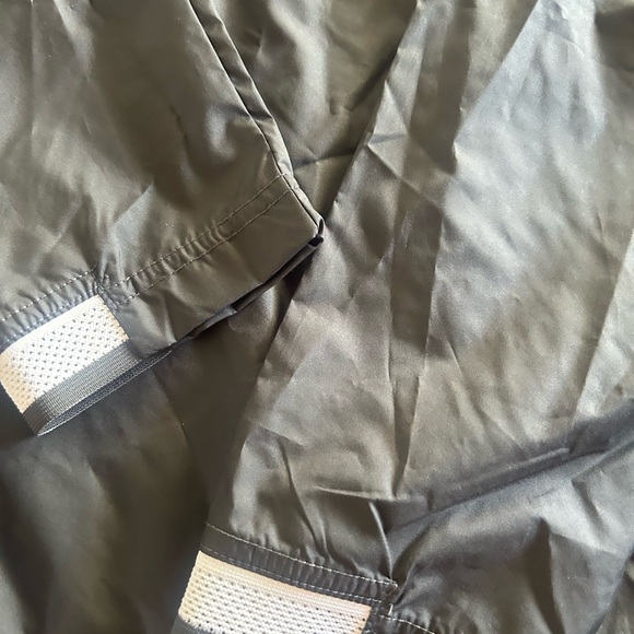 Nike Jacket - Picture 5 of 10